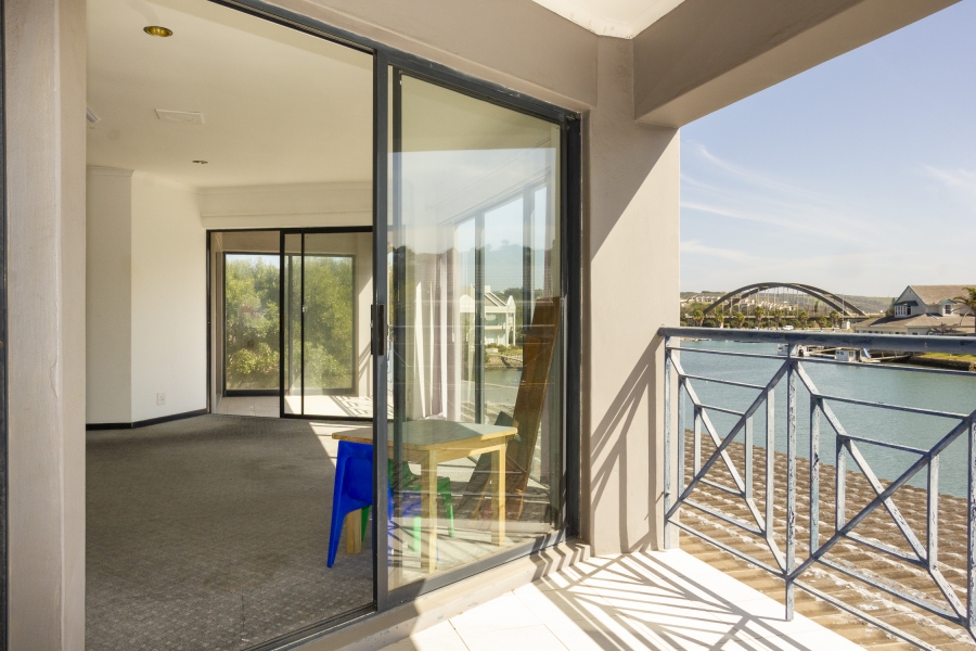 4 Bedroom Property for Sale in Royal Alfred Marina Eastern Cape